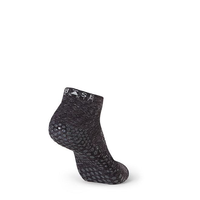 Base 33 Low Rise trumpos neslidžios kojinės, spalva Charcoal grey – neslystančio pado detalė