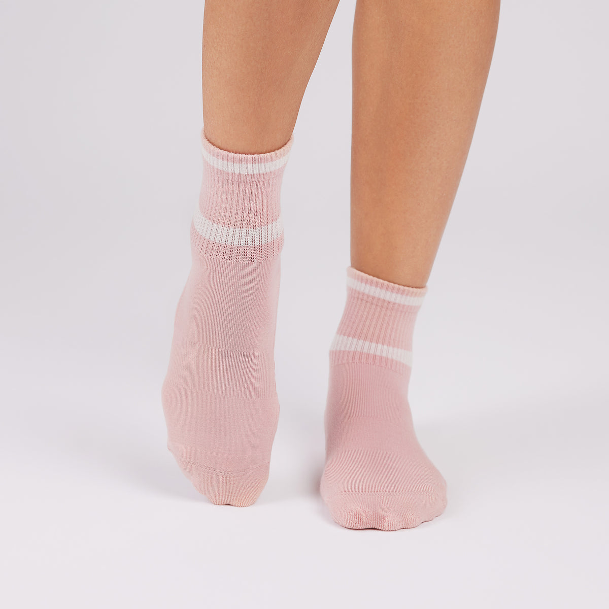 Tavi Grip Aria Stripe kojinės, spalva Petal – ant pėdų, vaizdas iš priekio