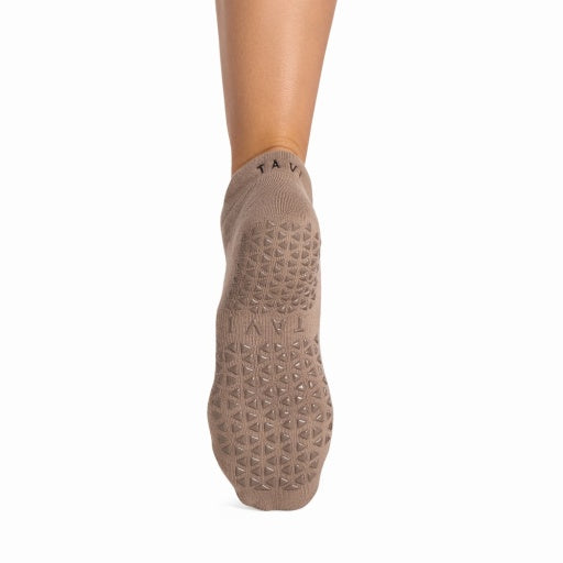 Tavi Grip Savvy kojinės, spalva Pebble – neslystantis padas, vaizdas iš galo