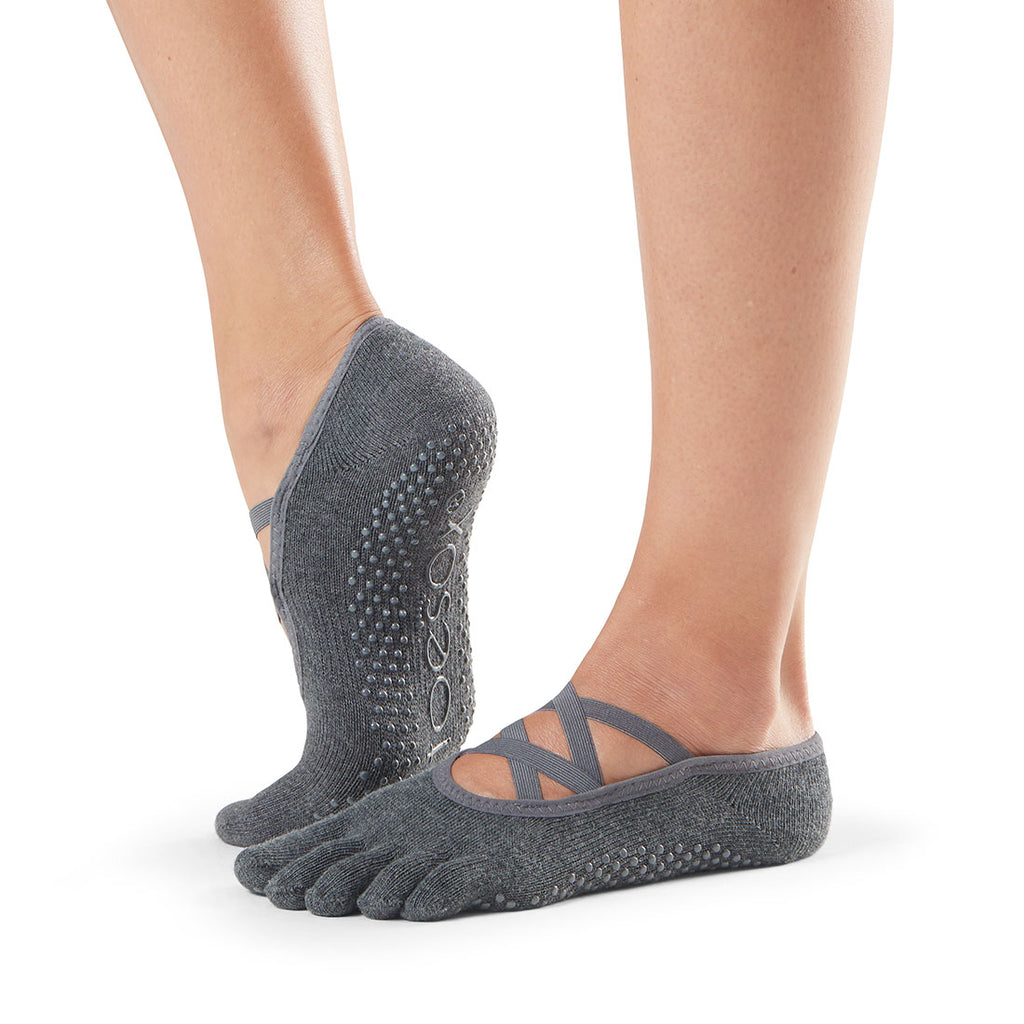 ToeSox Full Toe Elle pirštuotos kojinės, spalva Charcoal grey – ant pėdų, vaizdas iš šono