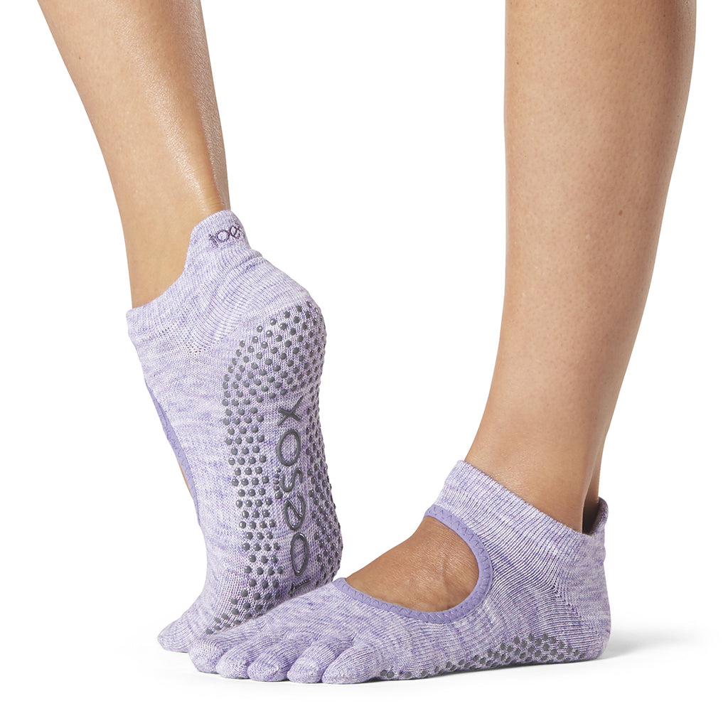 ToeSox Full Toe Bellarina pirštuotos kojinės, spalva Heather purple – ant pėdų, vaizdas iš šono